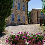 Apartman In Tuscany With Pool And Scenic Views *
