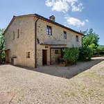 In Tuscany With Pool And Scenic Views Apartman